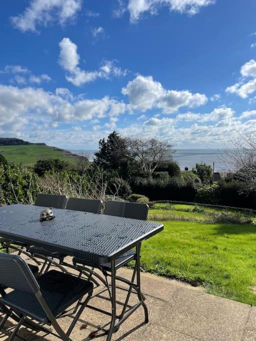 Stunning Charmouth Property With Bay Views! Bagian luar foto