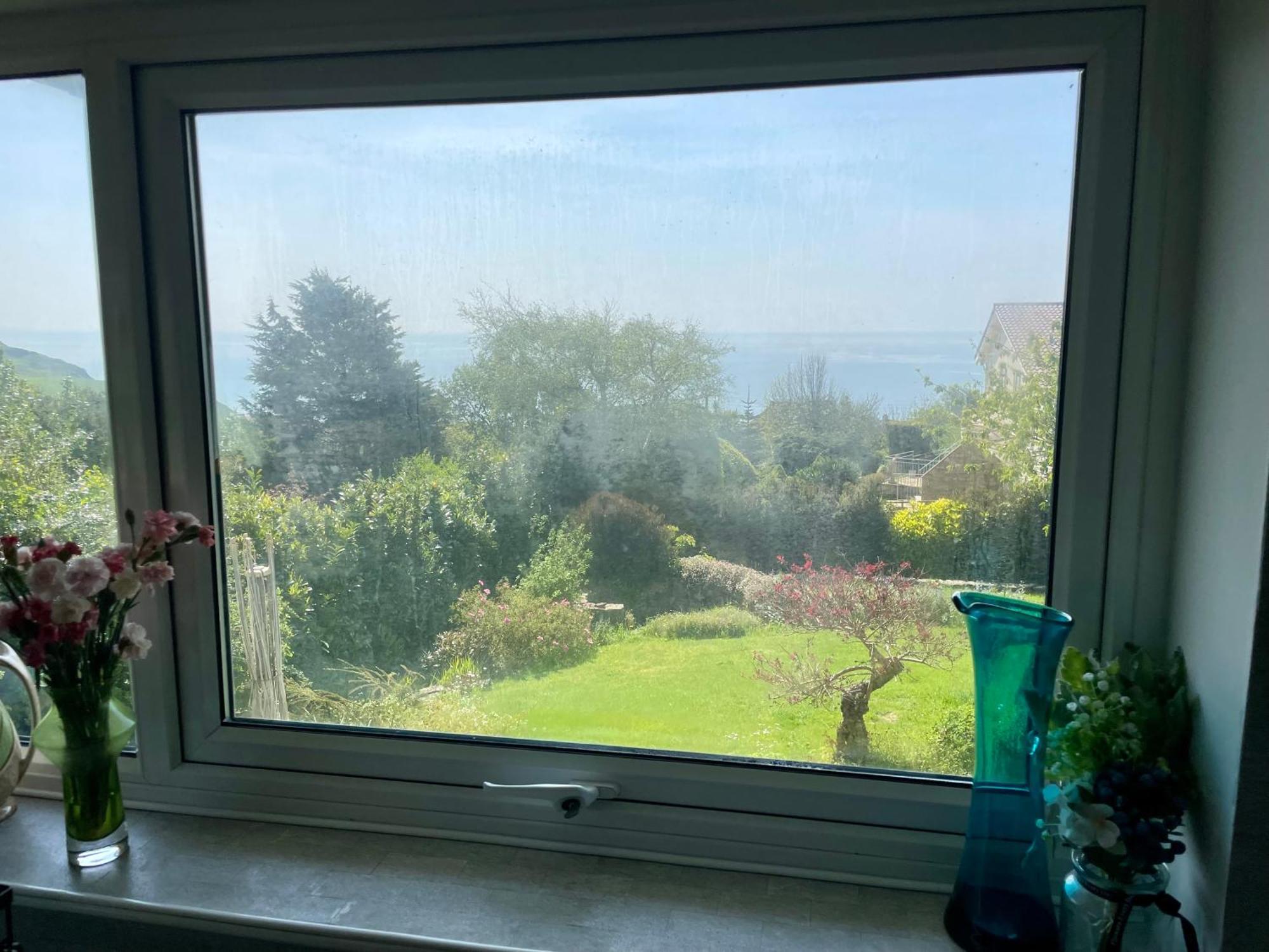 Stunning Charmouth Property With Bay Views! Bagian luar foto