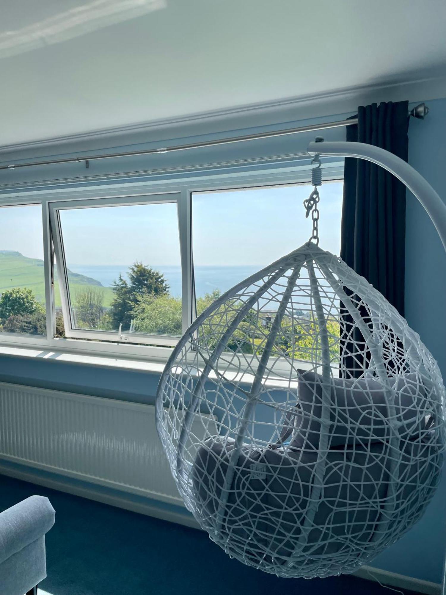 Stunning Charmouth Property With Bay Views! Bagian luar foto